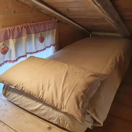 Il Vecchio Olmo Alpesi faház