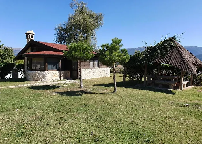 Il Vecchio Olmo Chalet